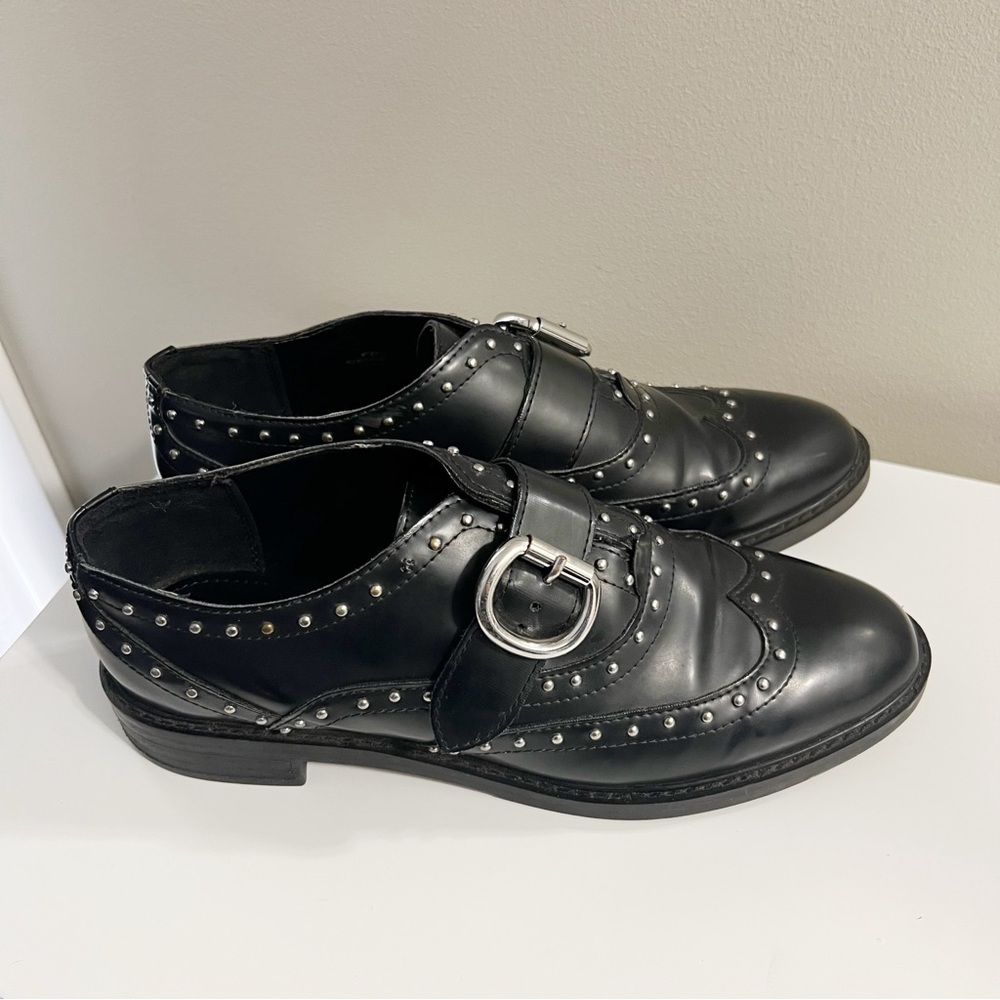 Marc Fisher Bryleigh Studded Oxfords Black Size 8 Leather Round Toe Slip On
